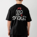 Bee Unusual God Smokes T-Shirt Μαύρο