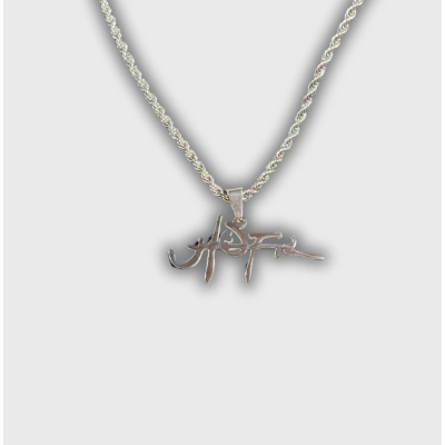 Travis Scott Utopia Script Pendant Chain