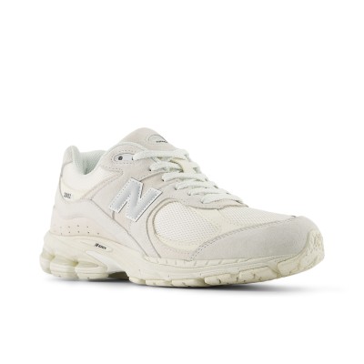 New Balance 2002 Classics Unisex Sneakers New Balance 2002 Classics Unisex Sneakers