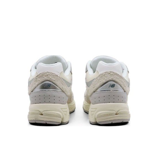 New Balance M2002REK Μπεζ
